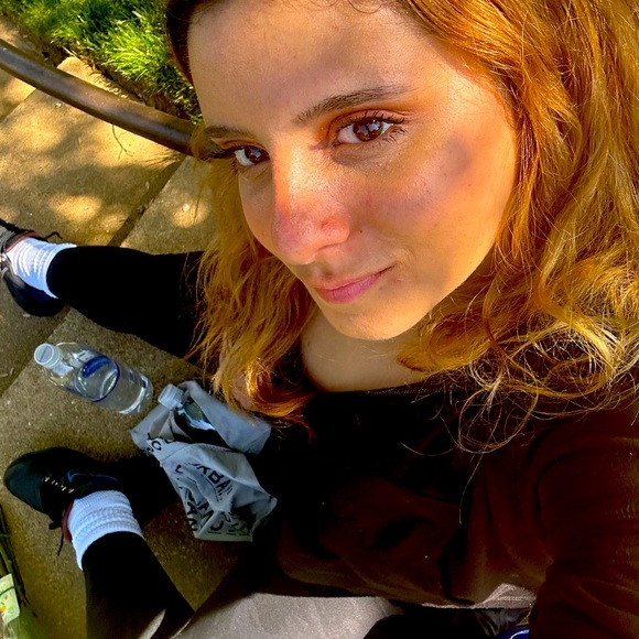 Meet your Posher, Sarah - Picture 1 of 1